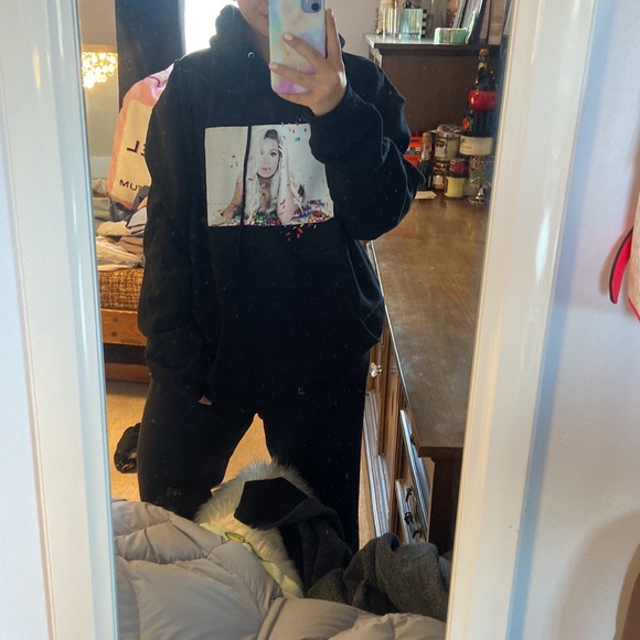 Tana Mongeau Official Tour Merchandise - Picture 7 of 7